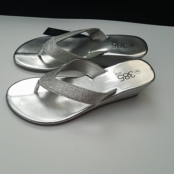385 Fifth Silver Glitter Sandal - Picture 2 of 7